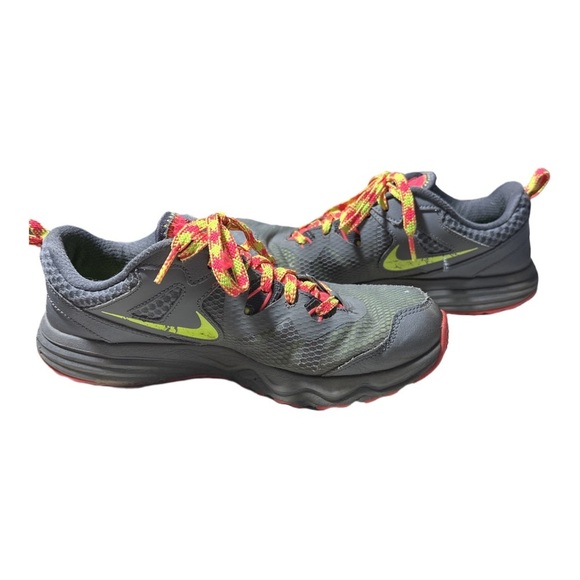 Nike Dual Fusion Trail Multicolor Running Shoes Well Worn Size 8 - Picture 4 of 6